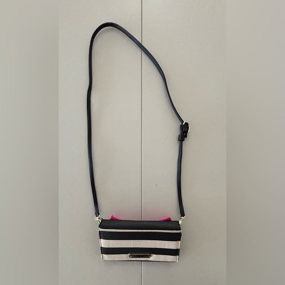 Betsey Johnson | Bow Nanza crossbody handbag - Picture 9 of 16